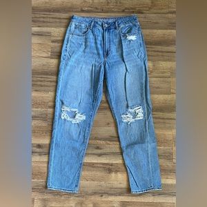 American Eagle Mom Jeans